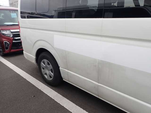 TOYOTA REGIUS ACE