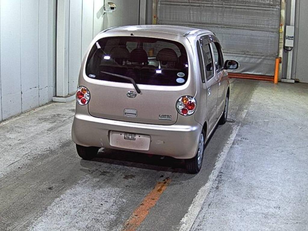 DAIHATSU MOVE LATTE