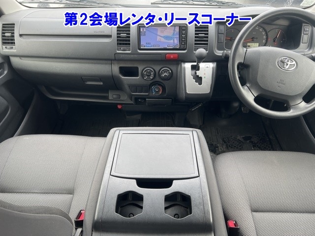 TOYOTA REGIUS ACE