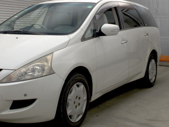 MITSUBISHI GRANDIS