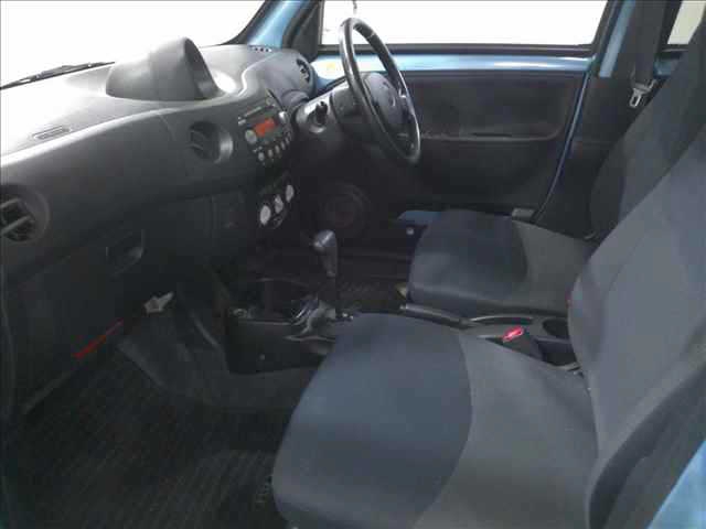 DAIHATSU ESSE