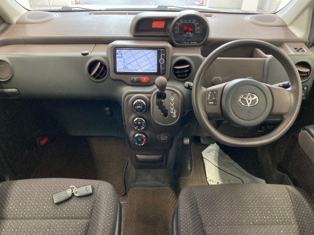 TOYOTA SPADE