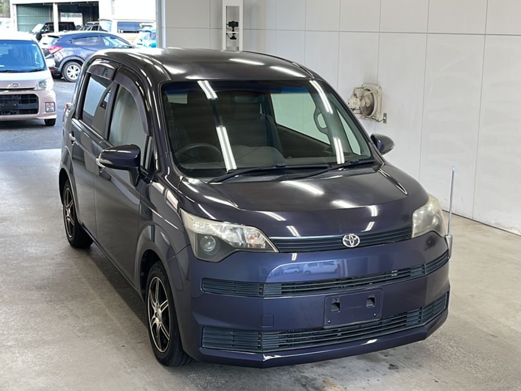 TOYOTA SPADE