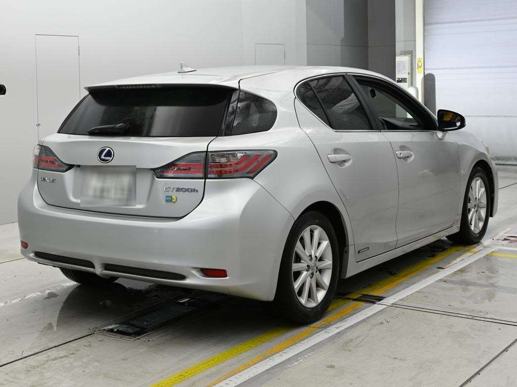 LEXUS CT200H