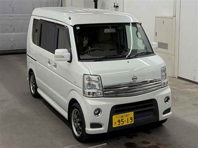 NISSAN NV100 CLIPPER
