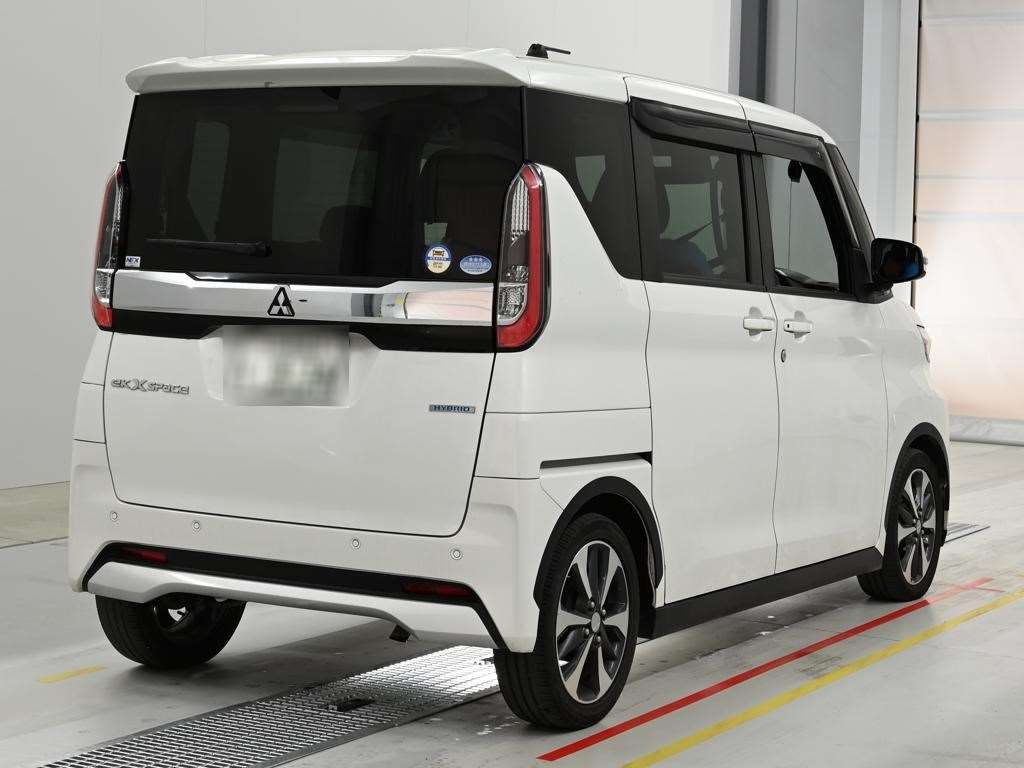 MITSUBISHI EK SPACE