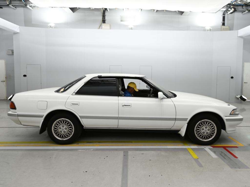 TOYOTA MARK II
