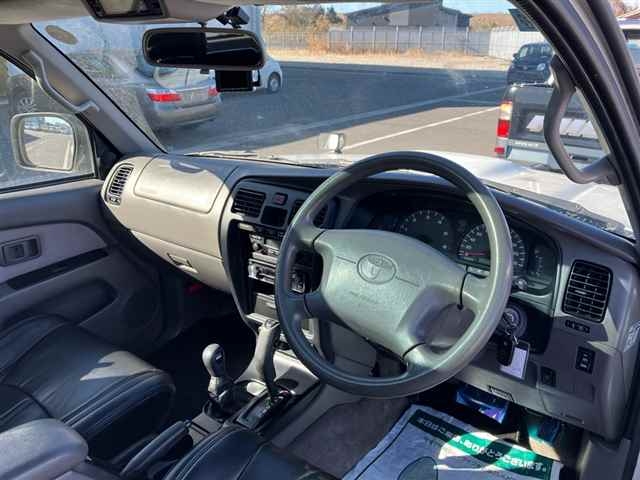 TOYOTA HILUX SURF