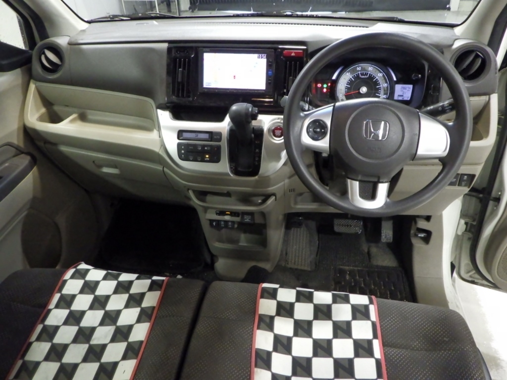 HONDA N-WGN