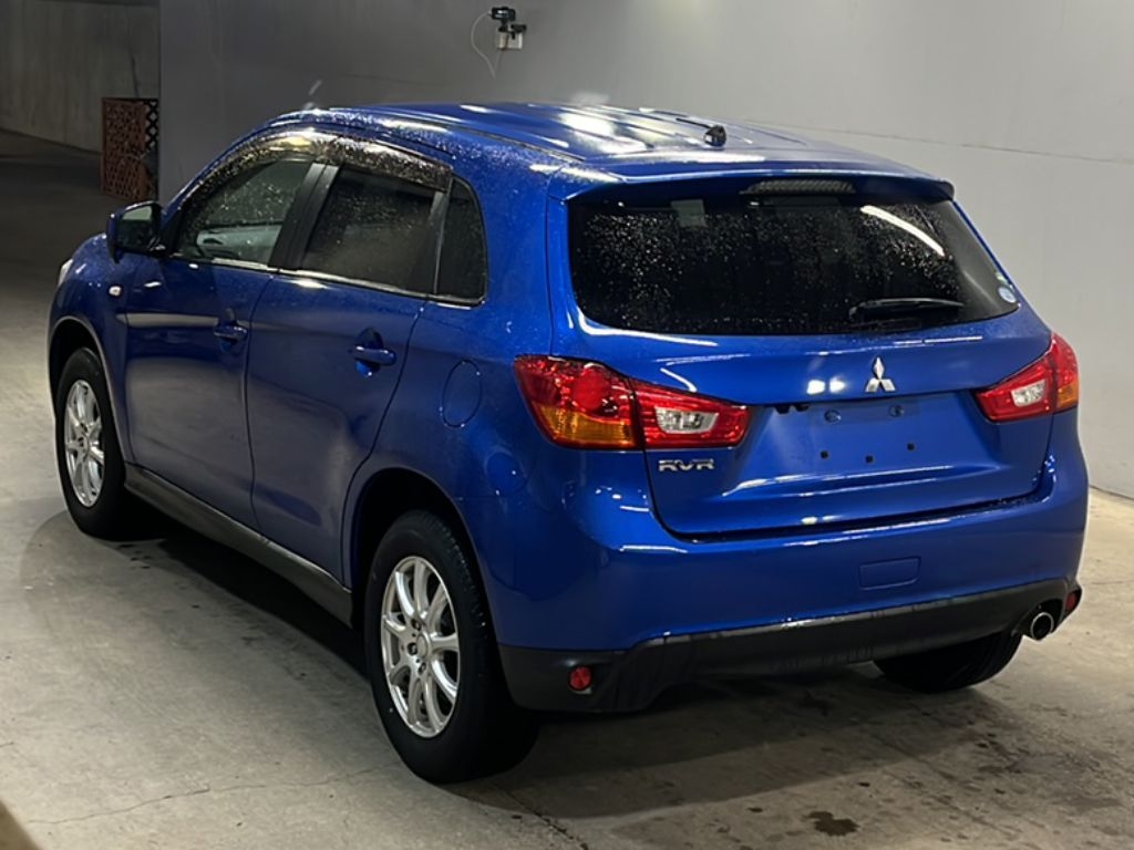 MITSUBISHI RVR