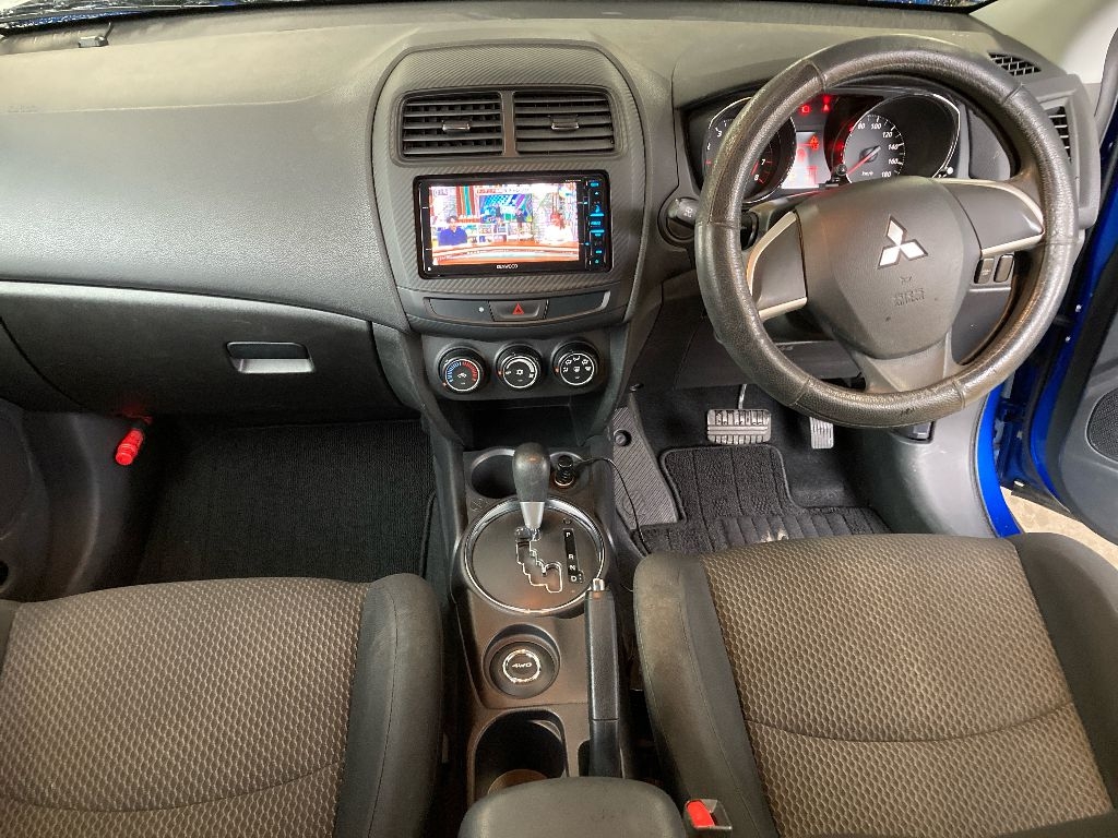 MITSUBISHI RVR