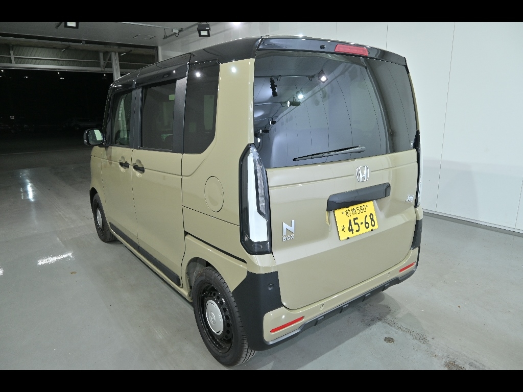 HONDA N-BOX