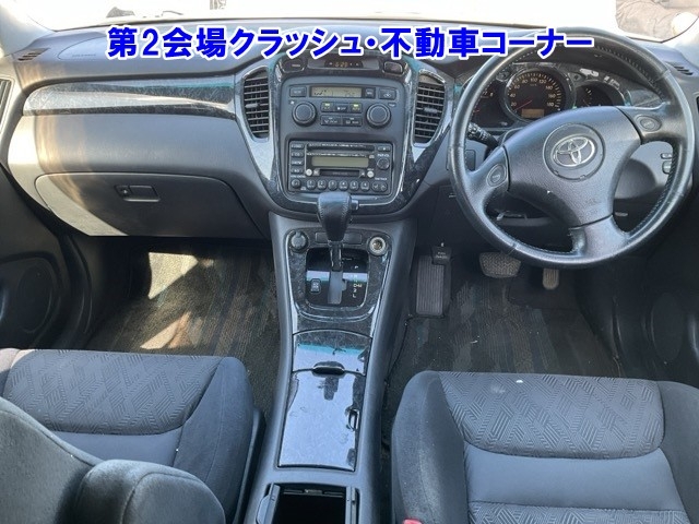 TOYOTA KLUGER V