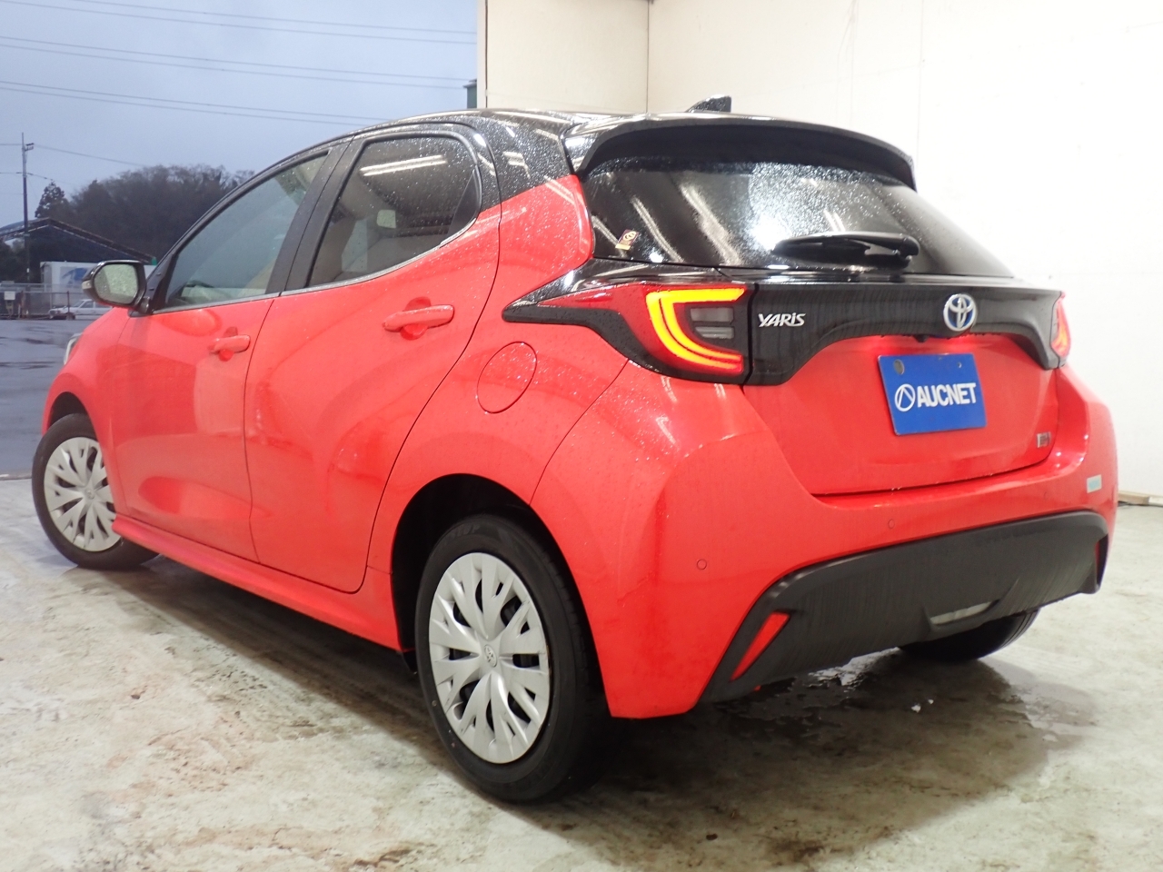 TOYOTA YARIS