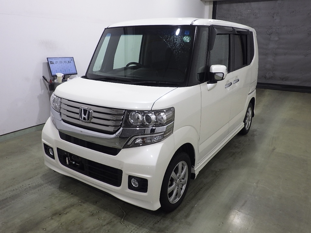 HONDA N-BOX