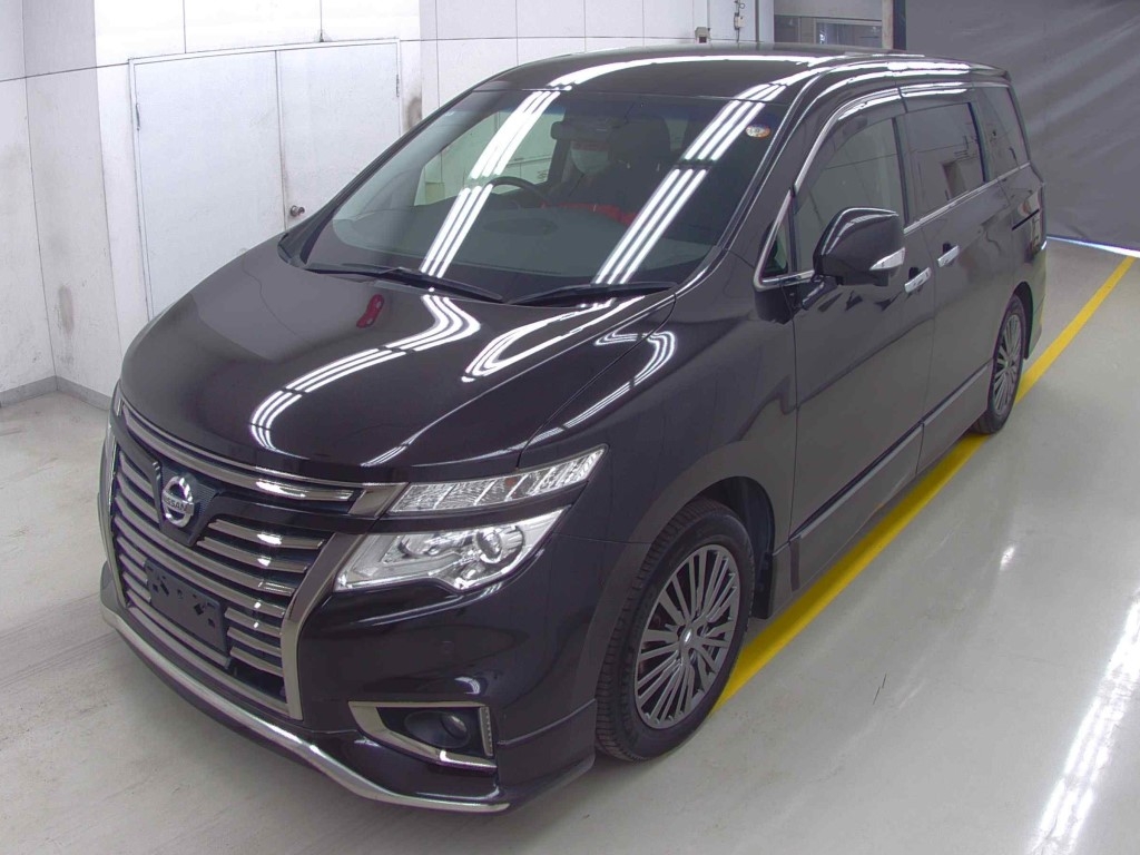 NISSAN ELGRAND