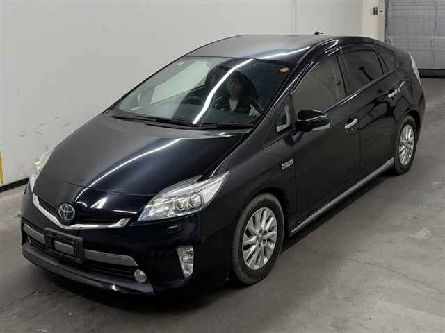 TOYOTA PRIUS PHV