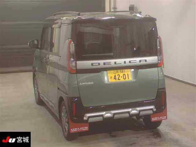 MITSUBISHI DELICA MINI