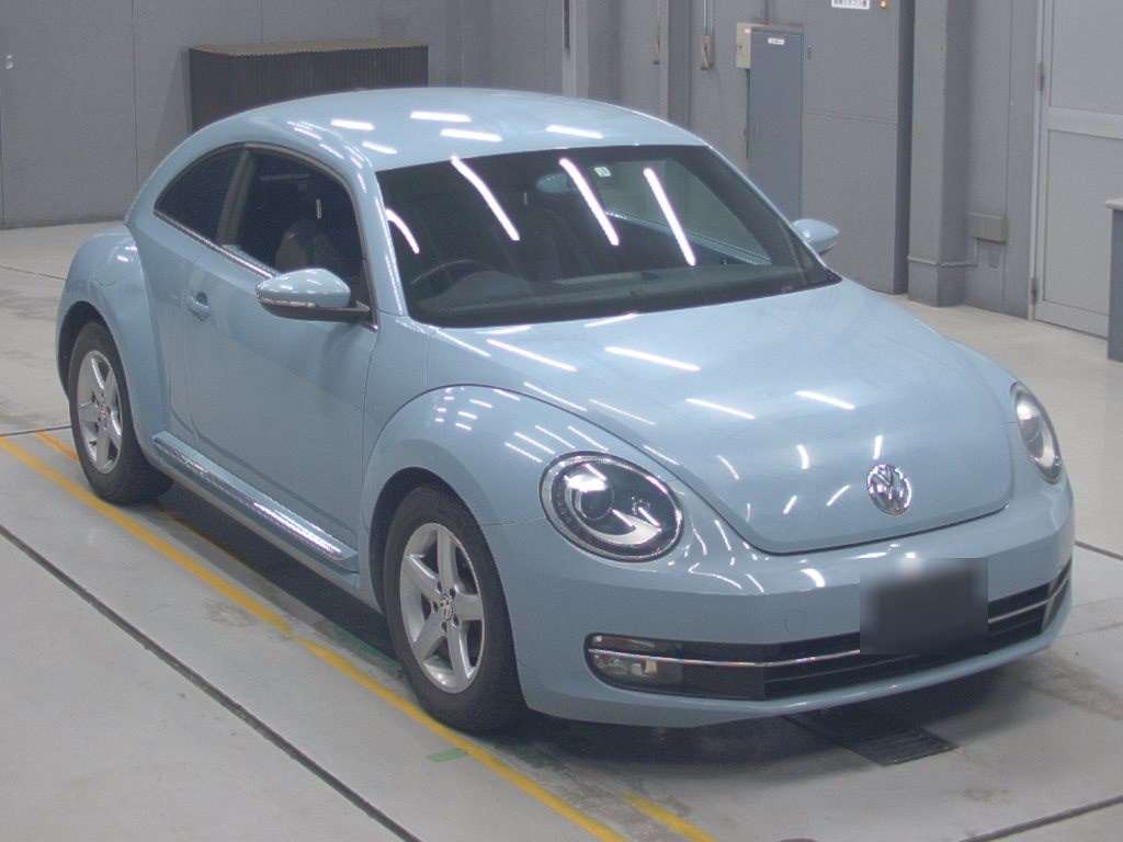 VOLKSWAGEN BEETLE