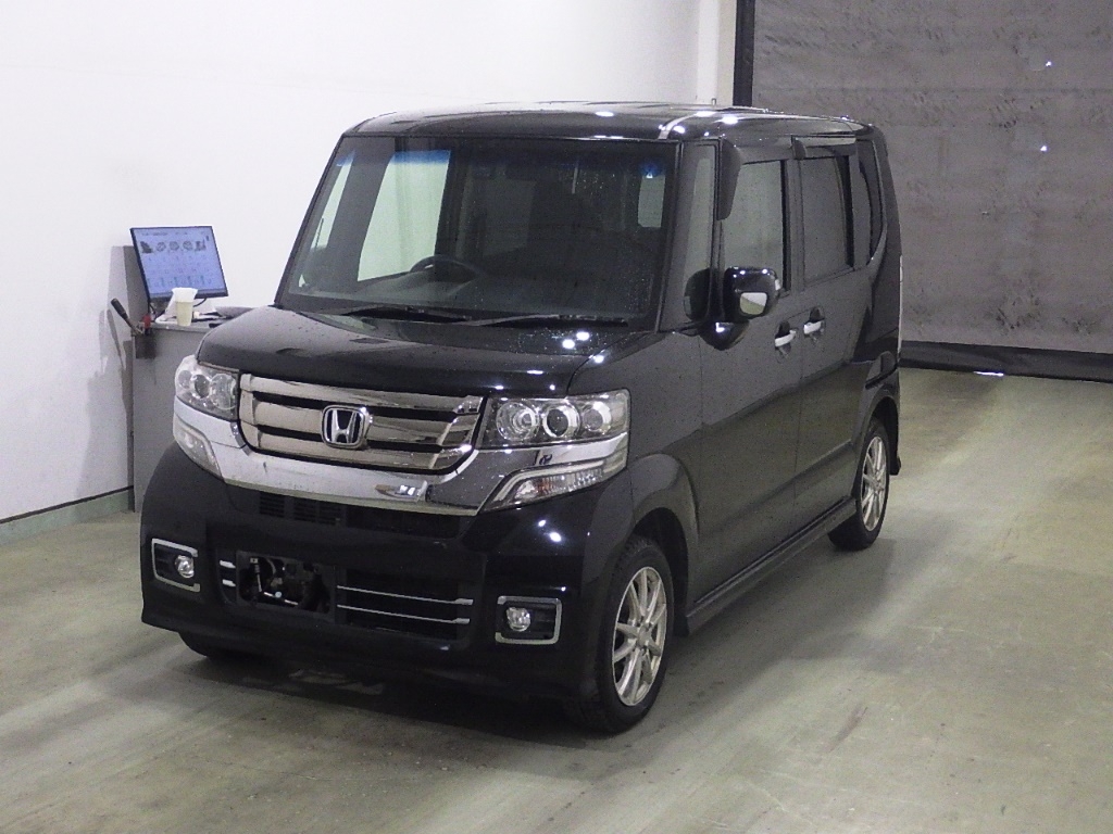 HONDA N-BOX