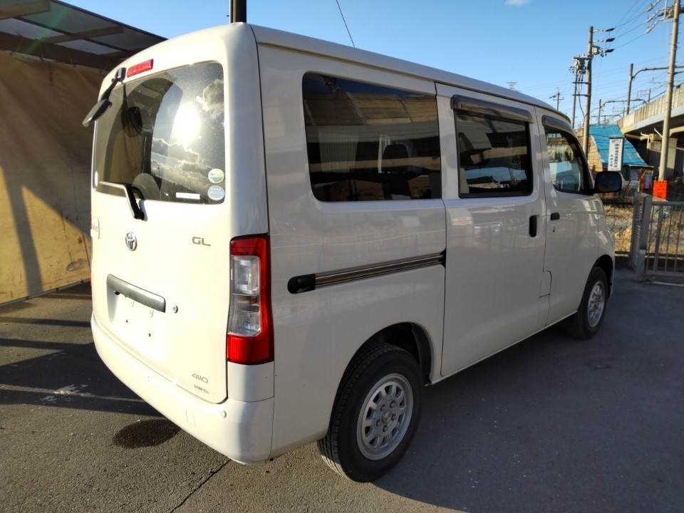 TOYOTA TOWN ACE
