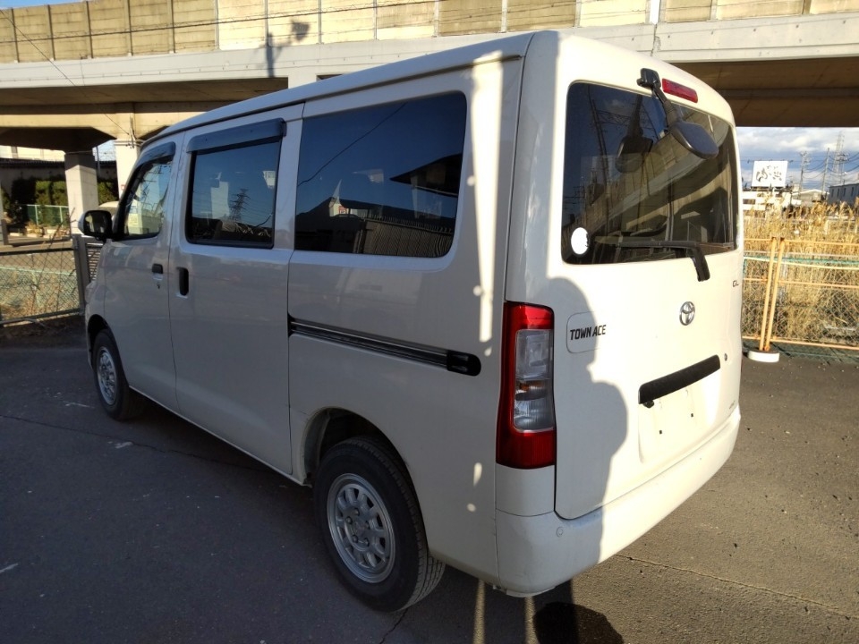 TOYOTA TOWN ACE