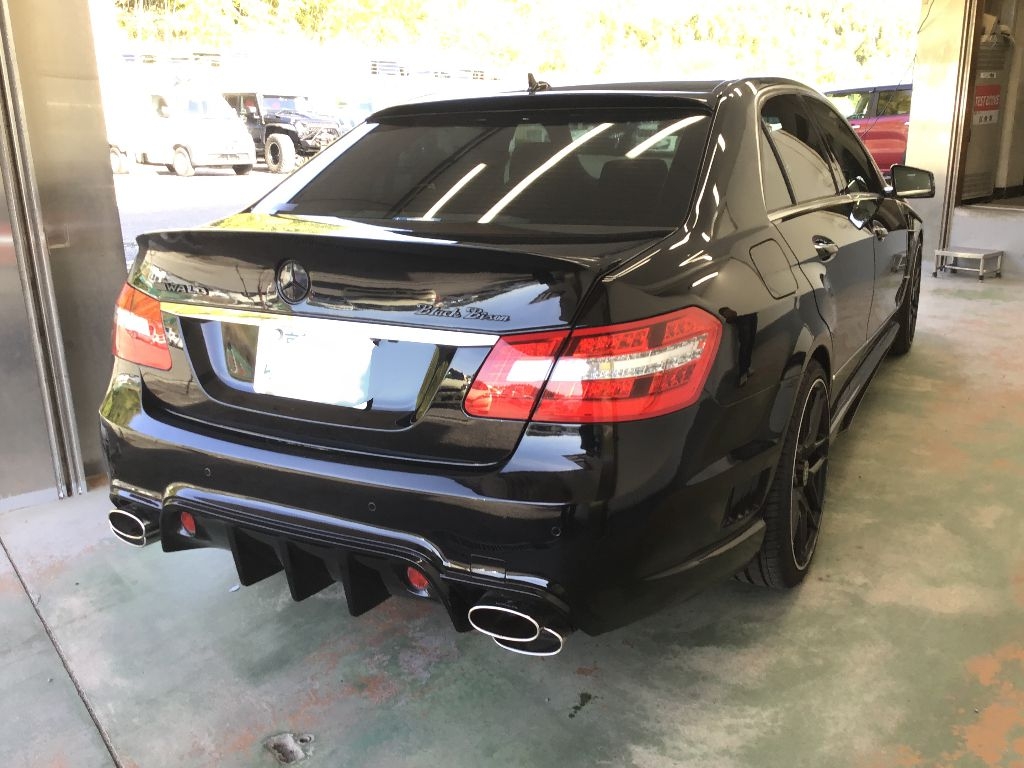 MERCEDES-BENZ E-CLASS