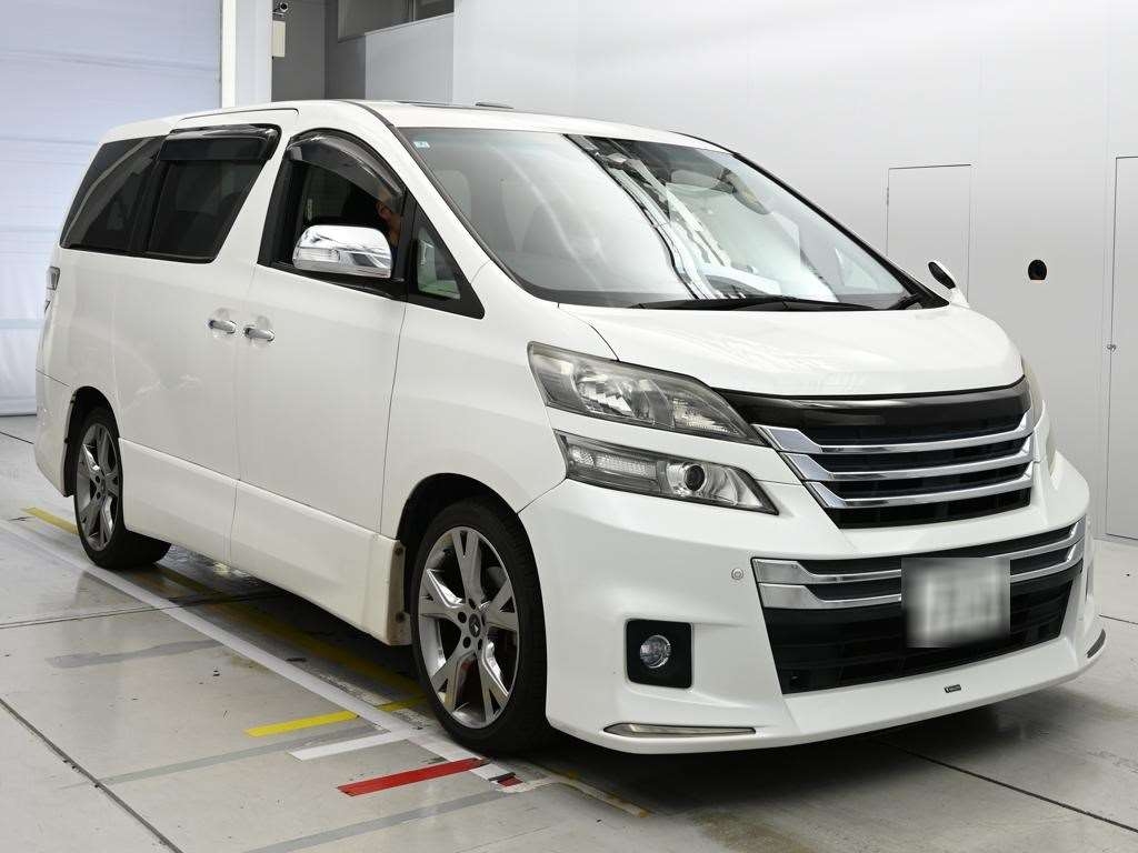 TOYOTA VELLFIRE