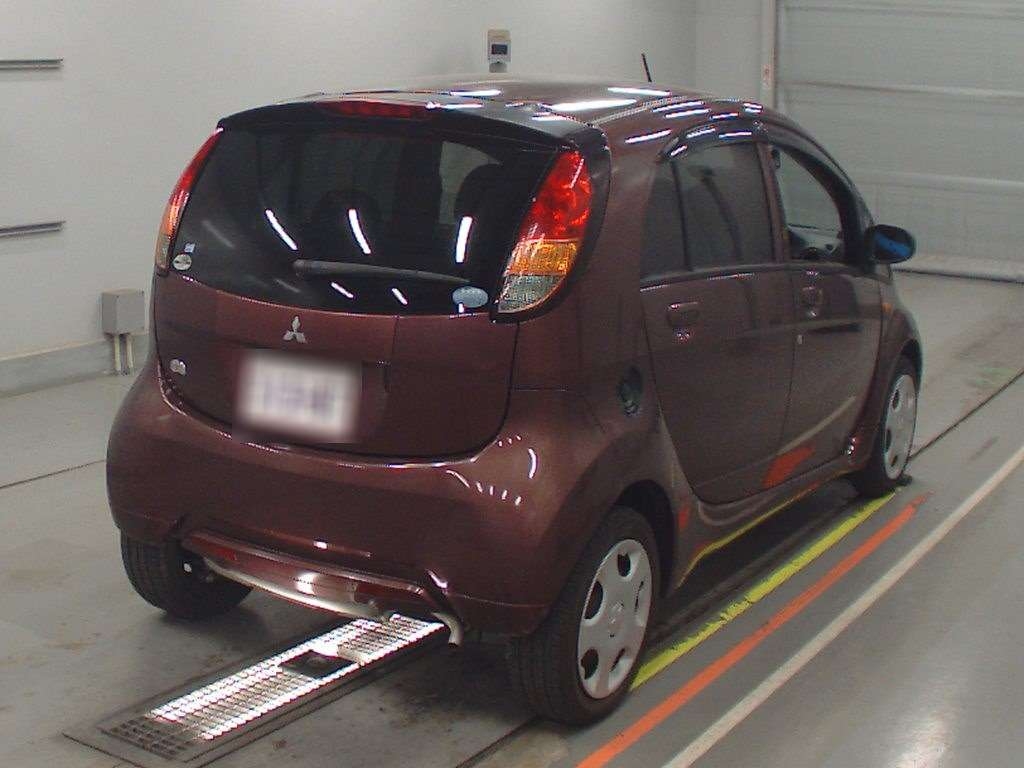MITSUBISHI I