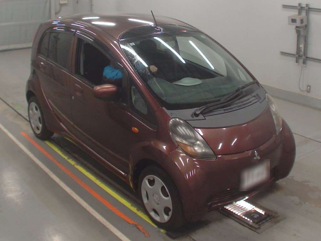 MITSUBISHI I
