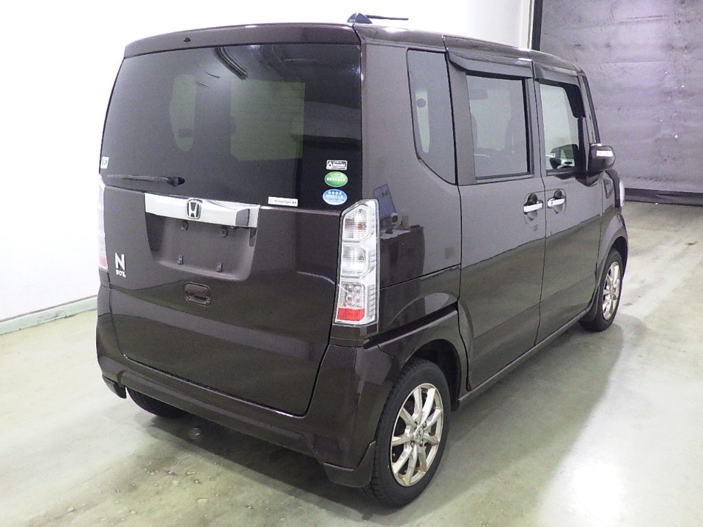 HONDA N-BOX