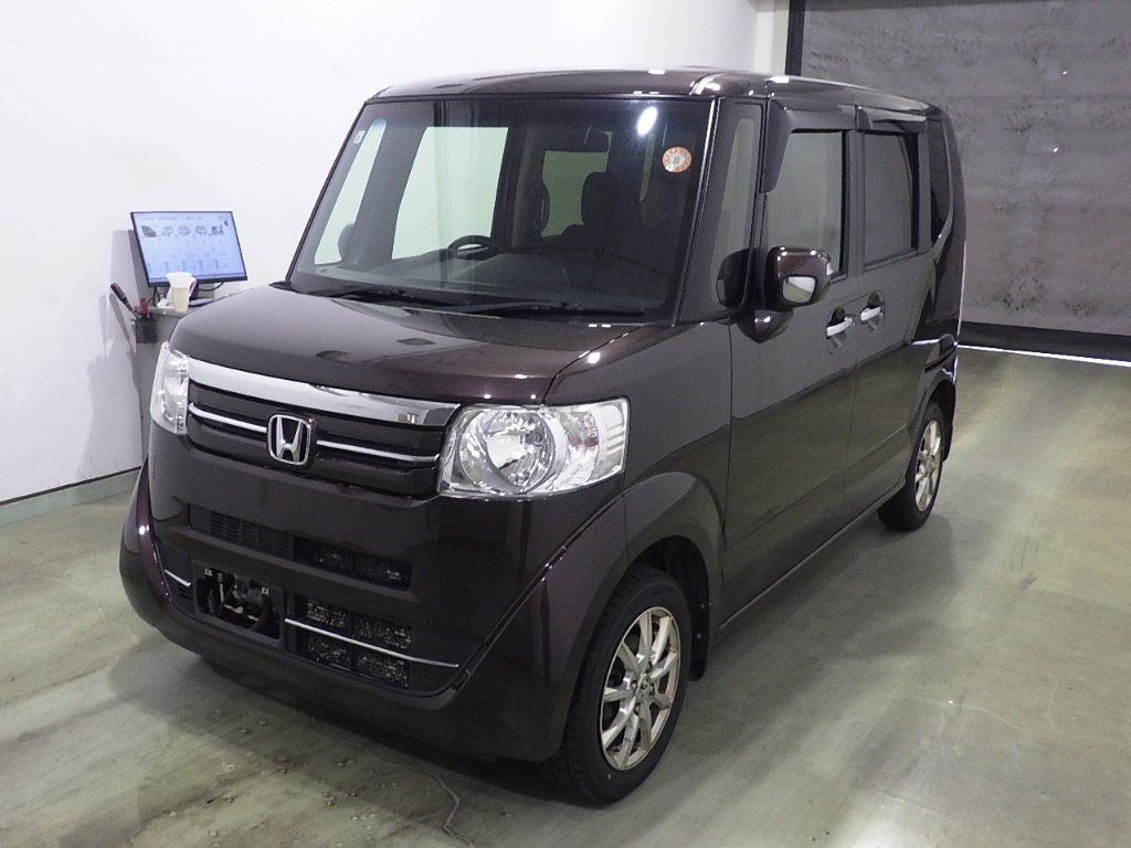 HONDA N-BOX