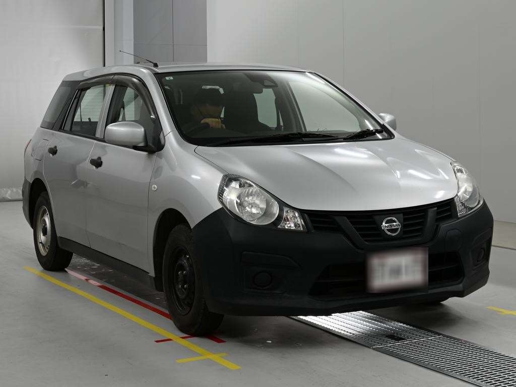 NISSAN AD