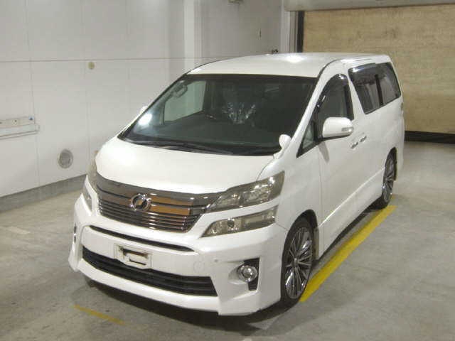 TOYOTA VELLFIRE