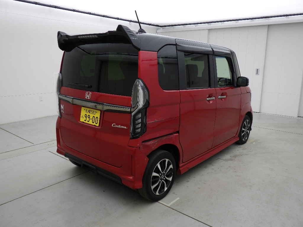 HONDA N-BOX