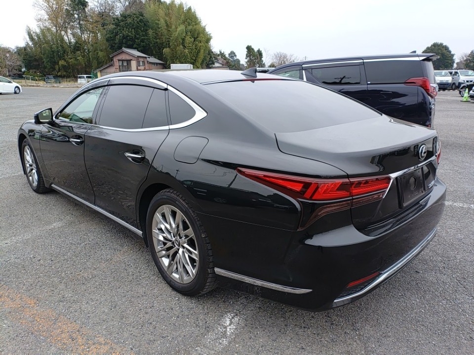 LEXUS LS500H
