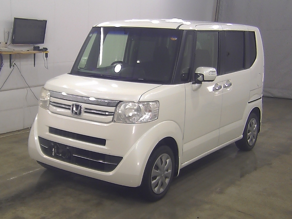 HONDA N-BOX