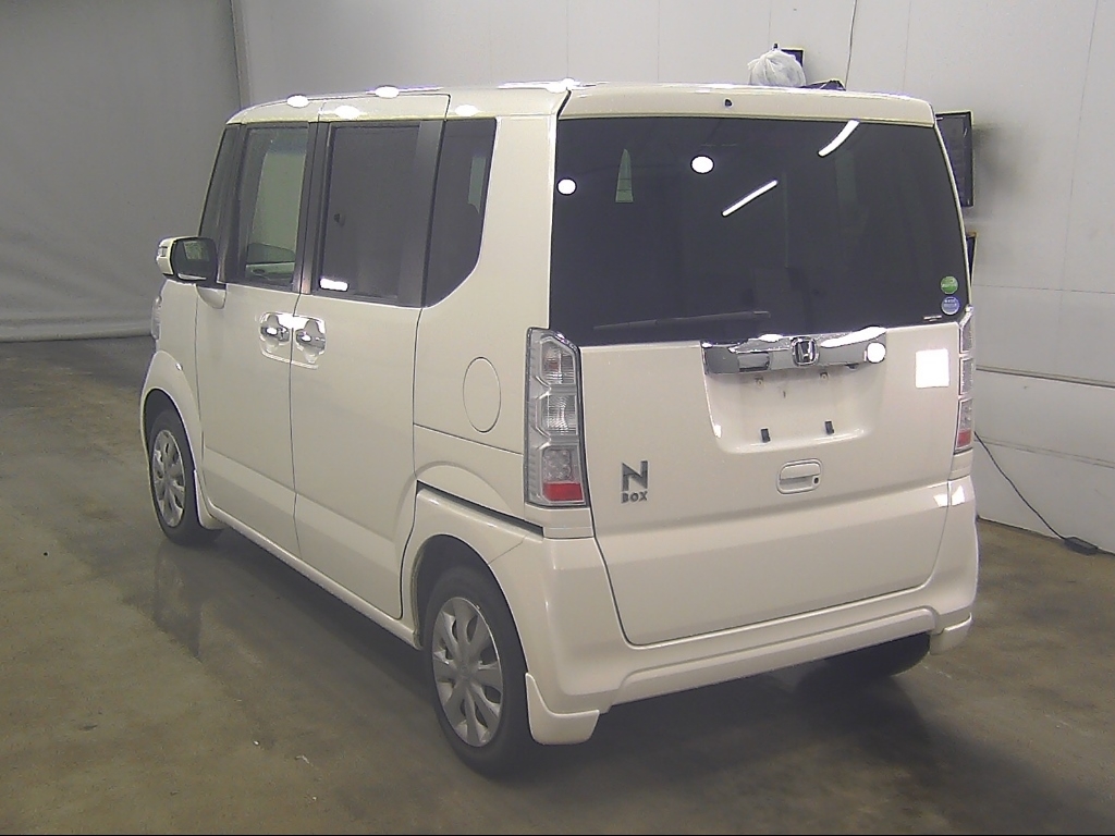 HONDA N-BOX