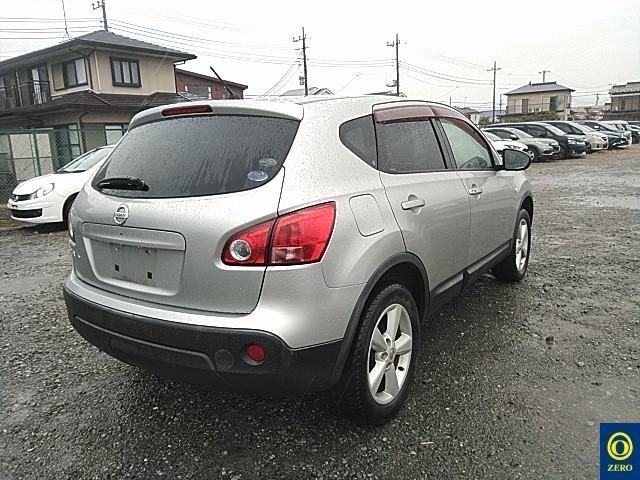 NISSAN DUALIS