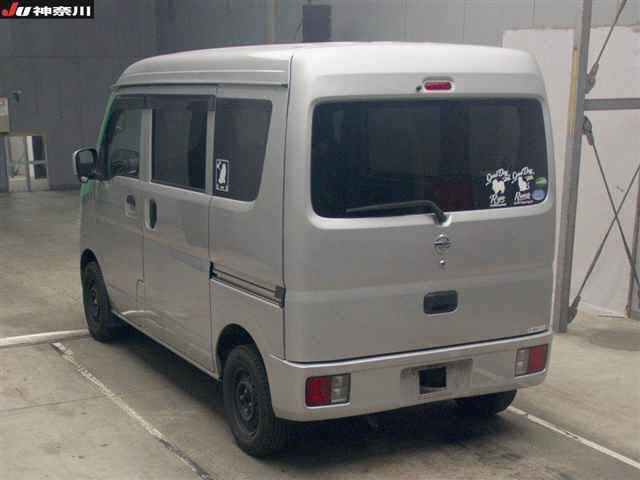 NISSAN NV100 CLIPPER