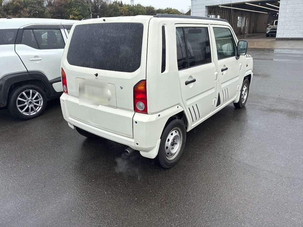 DAIHATSU NAKED