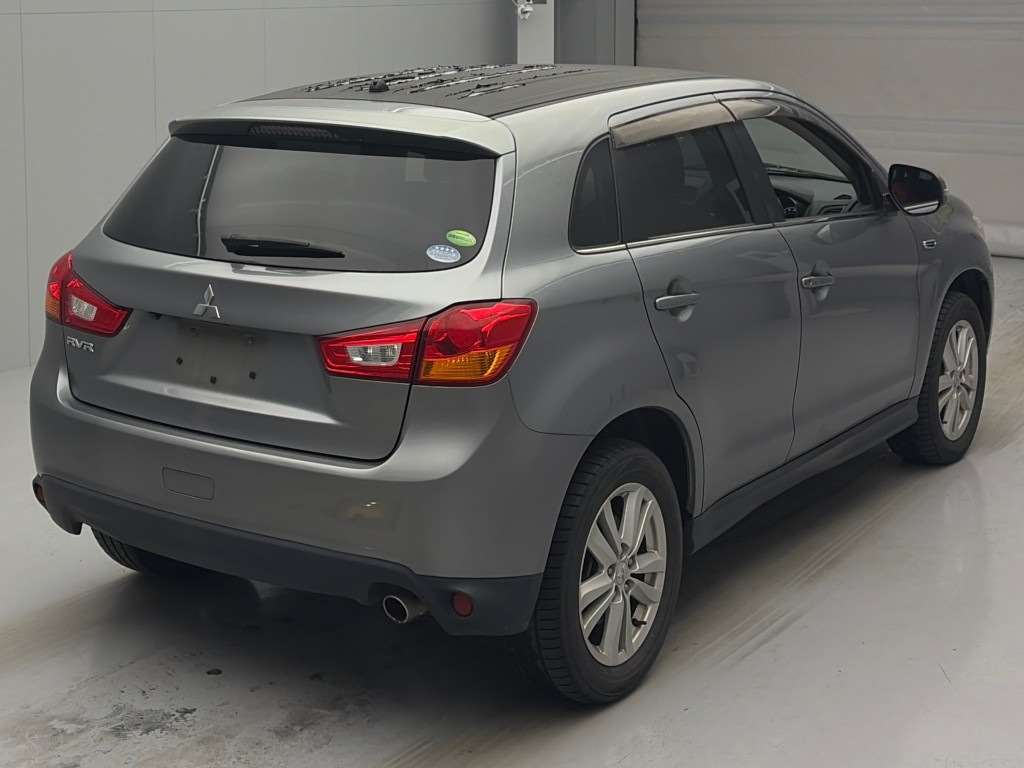 MITSUBISHI RVR
