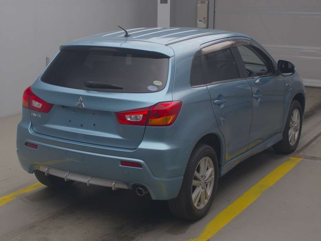 MITSUBISHI RVR