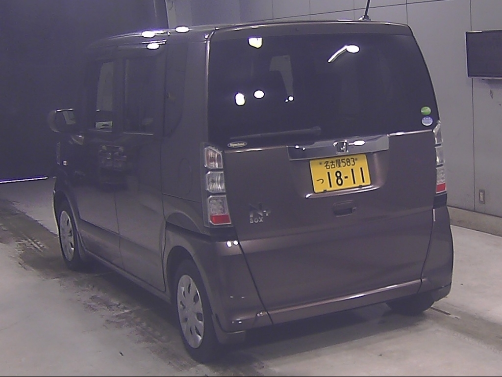 HONDA N-BOX+
