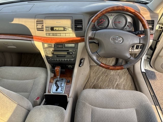 TOYOTA MARK II
