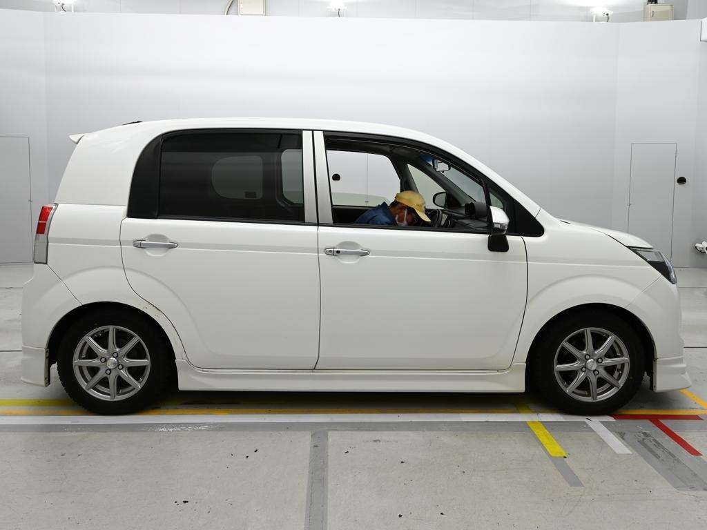 TOYOTA SPADE