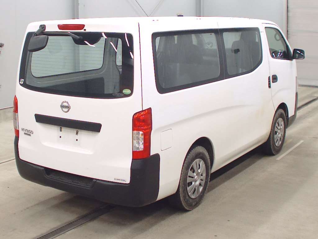 NISSAN NV350 CARAVAN