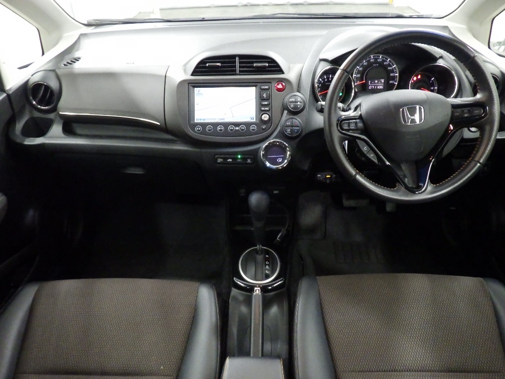 HONDA FIT SHUTTLE