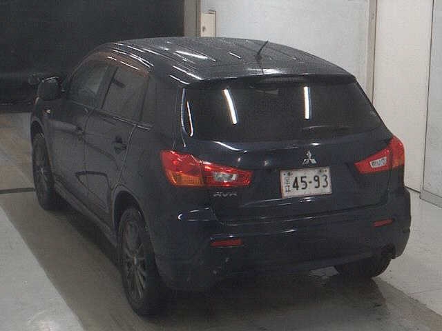 MITSUBISHI RVR