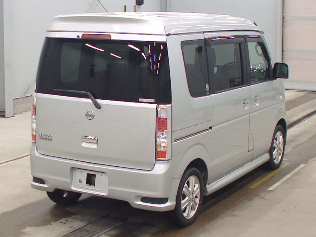 NISSAN NV100 CLIPPER